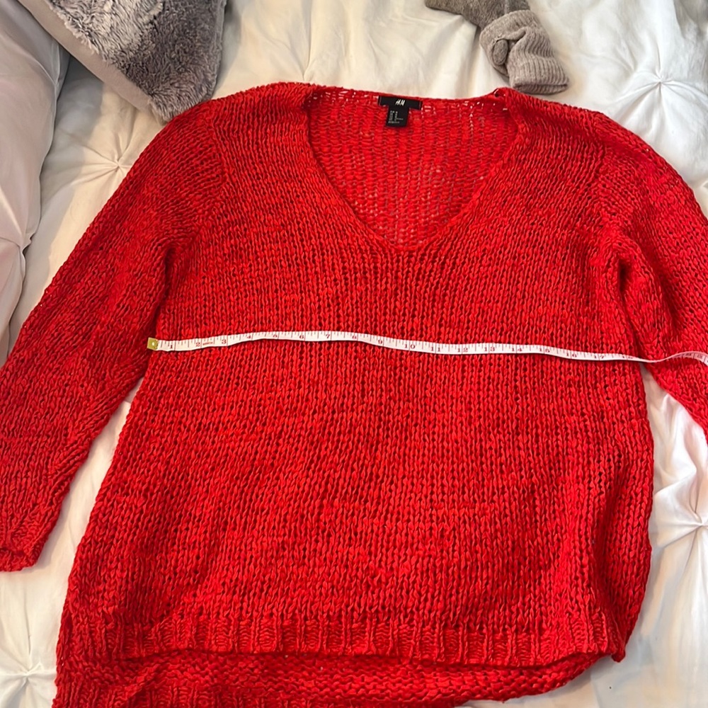 Lightweight coral colored sweater from H&M.  Size M